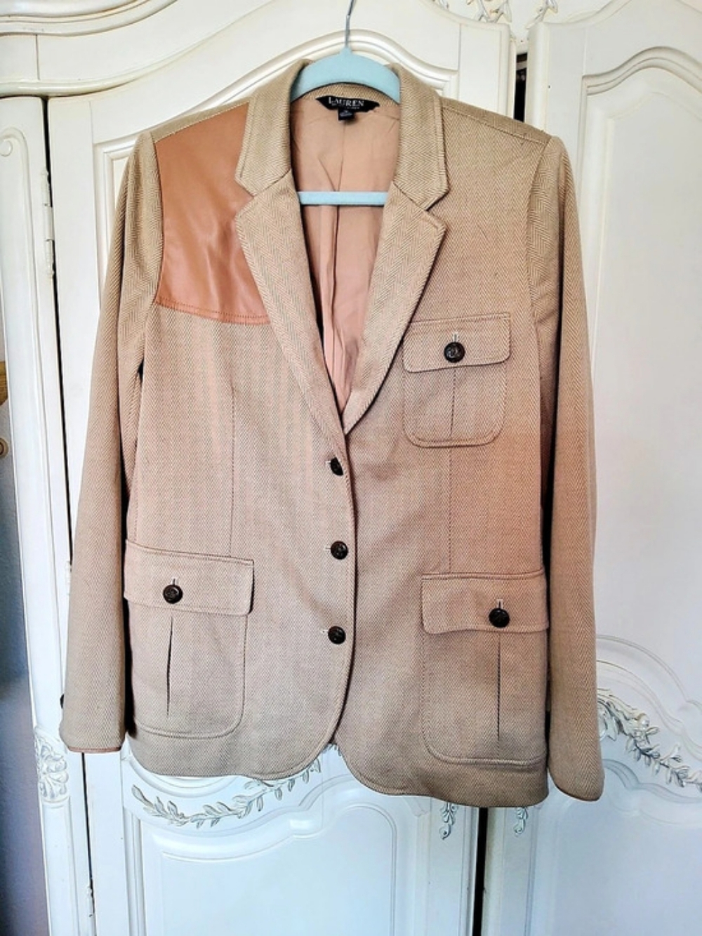 Ralph Lauren Equestrian Blazer With HORSE detail Buuttons